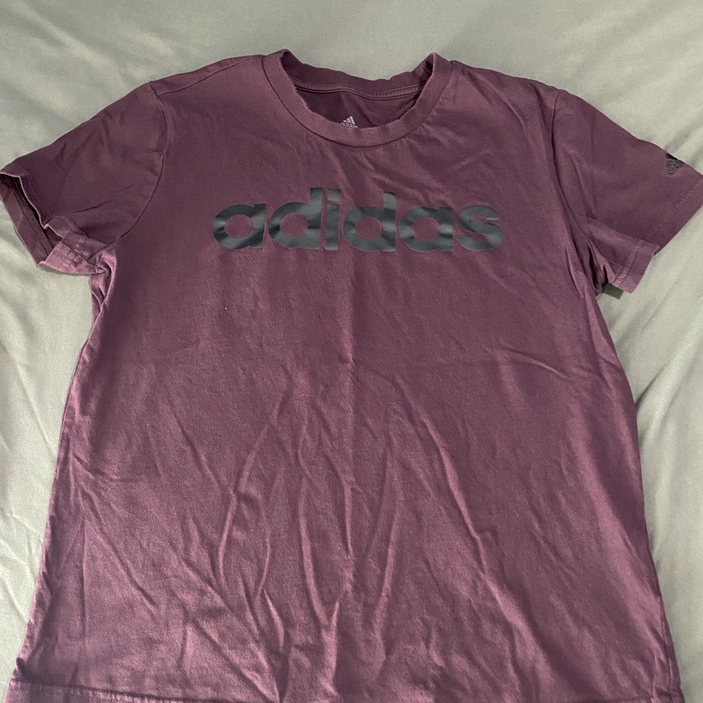 Adidas tee